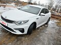 2019 Kia Optima IV Рестайлинг, белый, 1650000 рублей