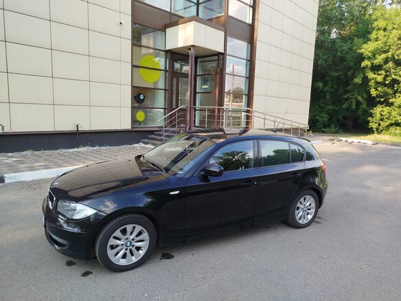 2010 BMW 1 серии 116i I (E81/E82/E87/E88) Рестайлинг, чёрный, 1050000 рублей - вид 6