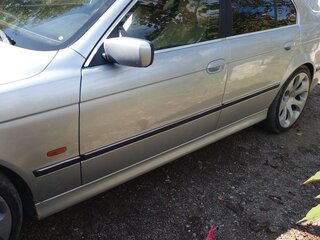 1999 BMW 5 серии 523i IV (E39), серебристый, 750000 рублей, вид 3