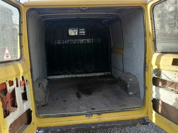 2001 Peugeot Boxer, жёлтый, 510000 рублей - вид 10