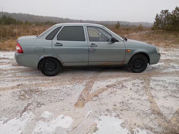 2011 Lada (ВАЗ) Priora I, серый, 200000 рублей - вид 2