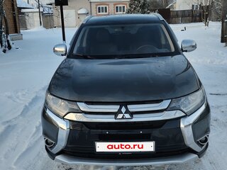 2016 Mitsubishi Outlander III Рестайлинг 2, серый, 1550000 рублей, вид 2