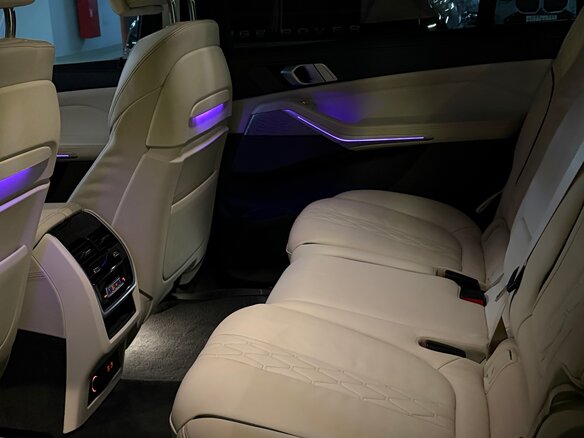 2020 BMW X7 30d I (G07), чёрный, 8700000 рублей - вид 29