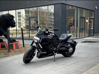 2011 Ducati Diavel Carbon, чёрный, 999999 рублей, вид 1