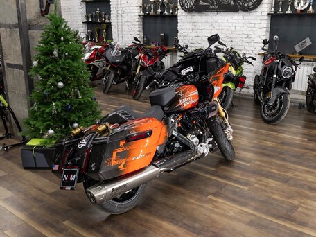 2025 Harley-Davidson CVO Road Glide RR, чёрный, 20000000 рублей, вид 5