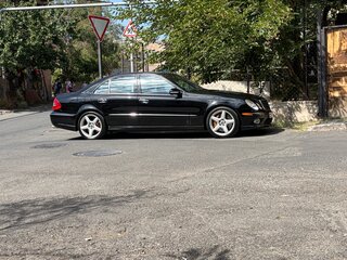 2008 Mercedes-Benz E-Класс 350 III (W211, S211) Рестайлинг, чёрный, 1200000 рублей, вид 2