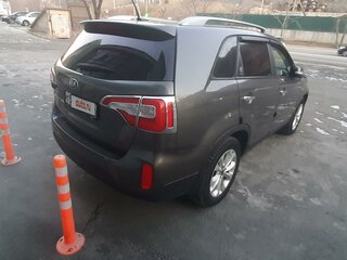 2013 Kia Sorento II Рестайлинг, серый, 1700000 рублей, вид 4