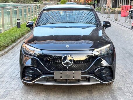 2025 Mercedes-Benz EQE SUV 500, чёрный, 7490070 рублей, вид 1