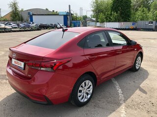 2019 Hyundai Solaris II, красный, 1520000 рублей, вид 5