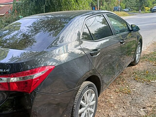 2013 Toyota Corolla XI (E160, E170, E180), чёрный, 1300000 рублей, вид 3