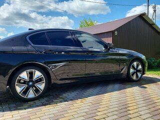 2021 BMW 5 серии 530i VII (G30/G31/G38) Рестайлинг, чёрный, 4000000 рублей, вид 2