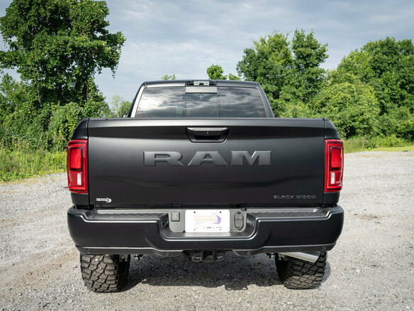 2026 RAM 2500, чёрный, 13150000 рублей - вид 12