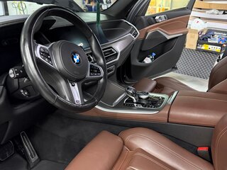 2021 BMW X5 40i IV (G05/G18), синий, 7888000 рублей, вид 4