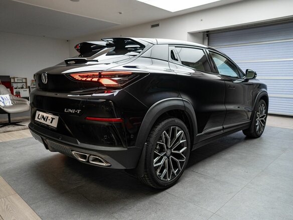 2024 Changan UNI-T I, чёрный, 3239900 рублей - вид 7