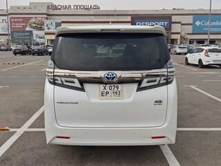 2019 Toyota Vellfire II Рестайлинг, белый, 4850000 рублей, вид 5