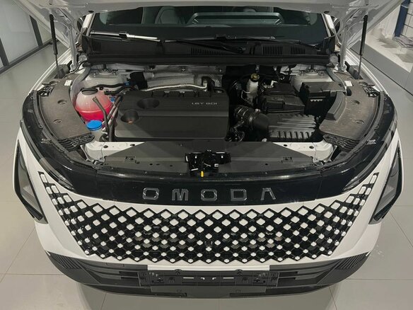 2025 Omoda C5 I Рестайлинг, белый, 2779000 рублей - вид 8