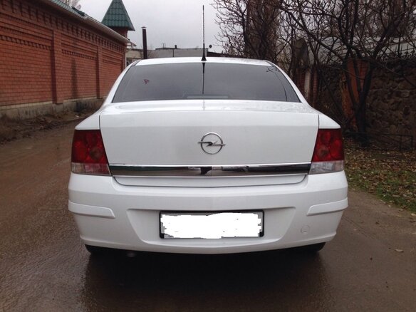 2011 Opel Astra H Рестайлинг, белый - вид 7