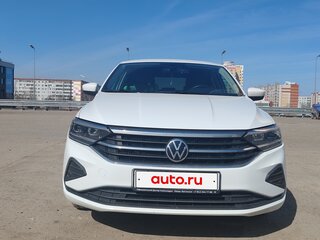 2022 Volkswagen Polo VI, белый, 2000000 рублей, вид 1