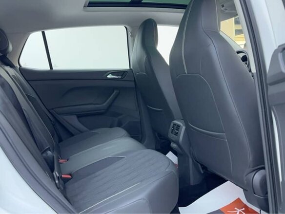 2021 Volkswagen T-Cross I (China Market), белый, 1500000 рублей - вид 8