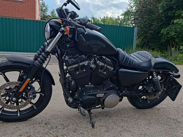 2017 Harley-Davidson Sportster 883, чёрный, 940000 рублей - вид 3