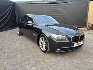 2011 BMW 7 серии Long 750Li V (F01/F02/F04), серый, 2100000 рублей, вид 2