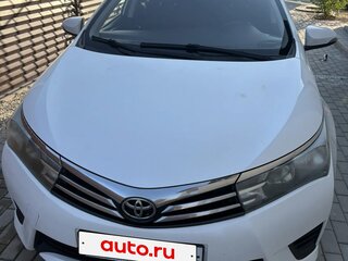 2015 Toyota Corolla XI (E160, E170, E180), белый, 1150000 рублей, вид 1