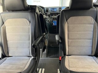 2016 Volkswagen Multivan T6, серебристый, 3850000 рублей, вид 3