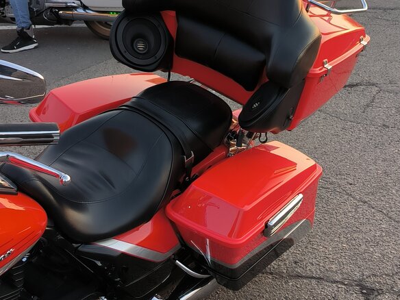 2009 Harley-Davidson Road Glide, оранжевый, 1200000 рублей - вид 4