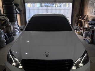2014 Mercedes-Benz E-Класс 250 IV (W212, S212, C207) Рестайлинг, белый, 1800000 рублей, вид 1