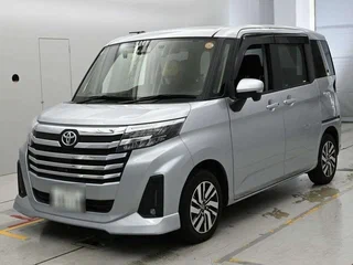 2022 Toyota Roomy I Рестайлинг, серебристый, 850020 рублей, вид 1
