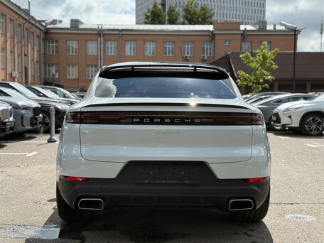 2026 Porsche Cayenne Coupé III Рестайлинг, белый, 16890000 рублей, вид 5