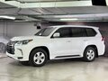 2017 Lexus LX 450d III Рестайлинг 2, белый, 6950000 рублей - вид 9
