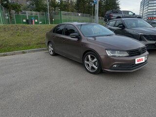 2015 Volkswagen Jetta VI Рестайлинг, коричневый, 1050000 рублей, вид 1