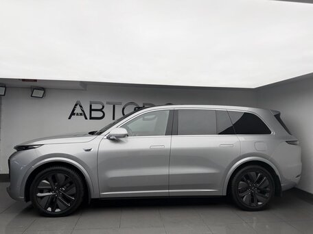 2025 Li Auto (Lixiang) L9 52.3 kWh I Рестайлинг, серебристый, 8498000 рублей, вид 4