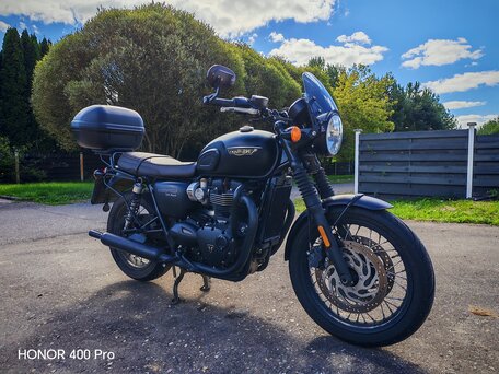 2019 Triumph Bonneville T120, чёрный, 940000 рублей, вид 4