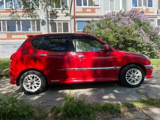 2001 Daihatsu Sirion I (M1), красный, 420000 рублей, вид 4