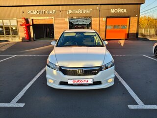 2007 Honda Stream II, белый, 1350000 рублей, вид 2