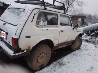 1997 Lada (ВАЗ) 2121 (4x4) I Рестайлинг, белый, 120000 рублей, вид 3