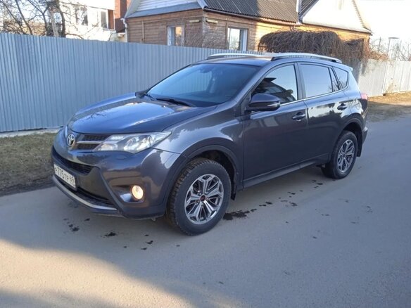2013 Toyota RAV4 IV (XA40), серый, 1770000 рублей