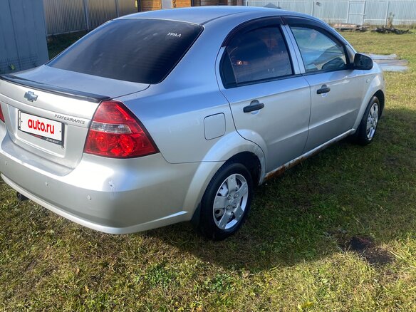 2008 Chevrolet Aveo I Рестайлинг, серебристый, 150000 рублей - вид 4