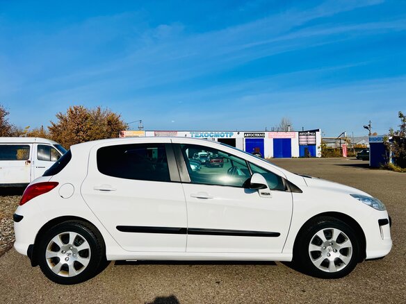 2010 Peugeot 308 I, белый, 525000 рублей - вид 5