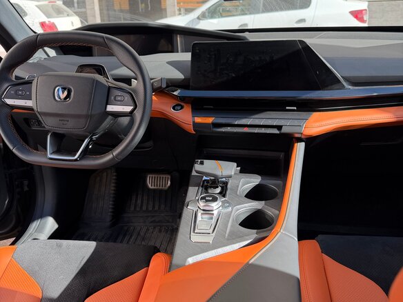 2024 Changan UNI-V I, серый, 2190000 рублей - вид 6