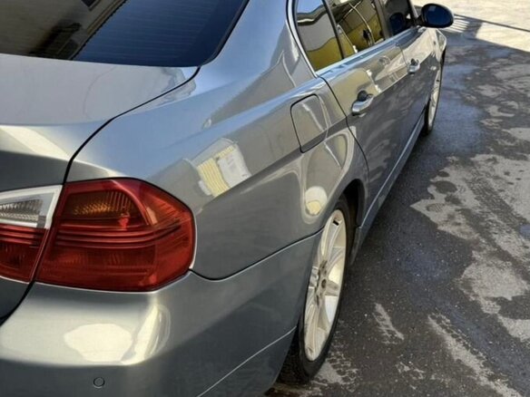 2005 BMW 3 серии 325i V (E90/E91/E92/E93), серый, 700000 рублей - вид 15