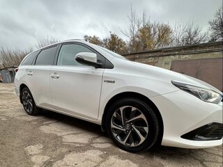 2016 Toyota Auris II Рестайлинг, белый, 1950000 рублей, вид 5