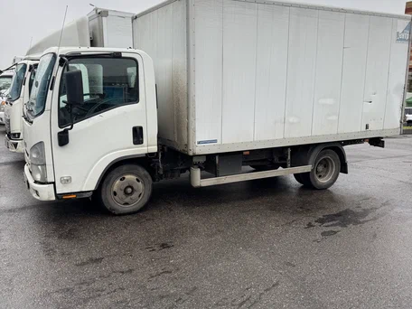 2020 Isuzu Elf (N-series), белый, 1499000 рублей, вид 2