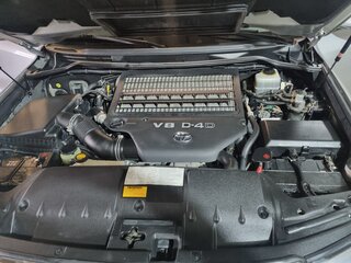 2012 Toyota Land Cruiser 200 Series Рестайлинг 1, серебристый, 3350000 рублей, вид 5