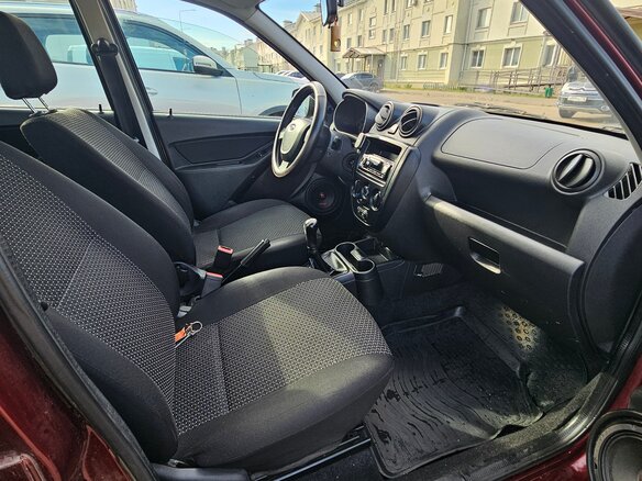 2013 Lada (ВАЗ) Granta I, красный, 320000 рублей - вид 9