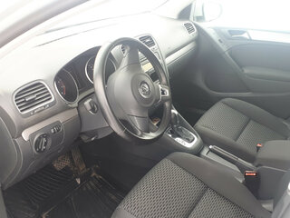 2011 Volkswagen Golf VI, серебристый, 730000 рублей, вид 4