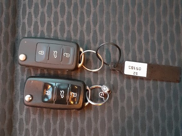 2011 Volkswagen Golf VI, серебристый - вид 15