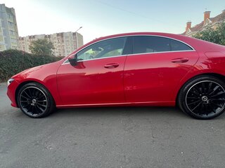 2019 Mercedes-Benz CLA 200 II (C118, X118), красный, 3000000 рублей, вид 5